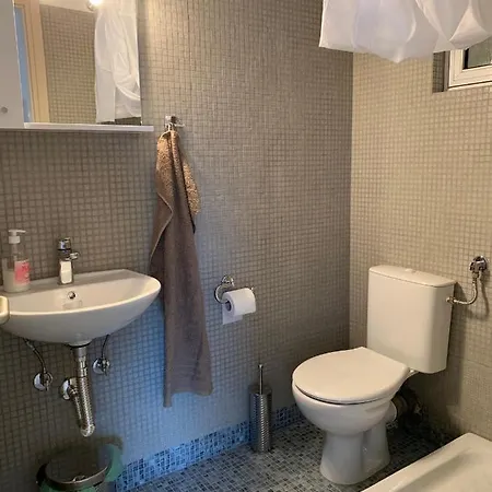Helios Apartmenthouse *