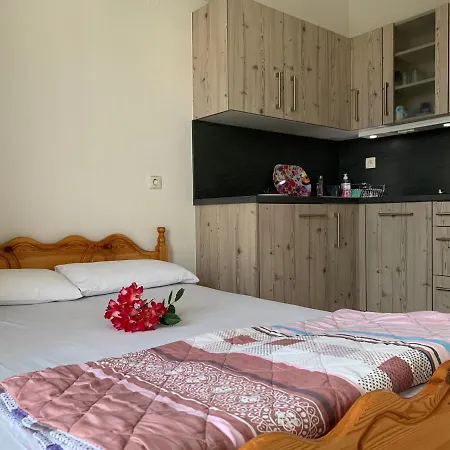 Helios Apartmenthouse *