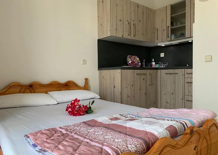 Helios Apartmenthouse 3*